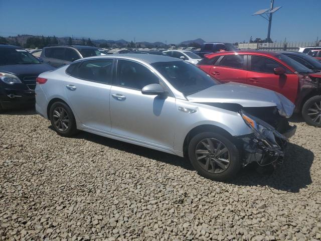 5XXGT4L35KG337400 - 2019 KIA OPTIMA LX Күміс фото 4