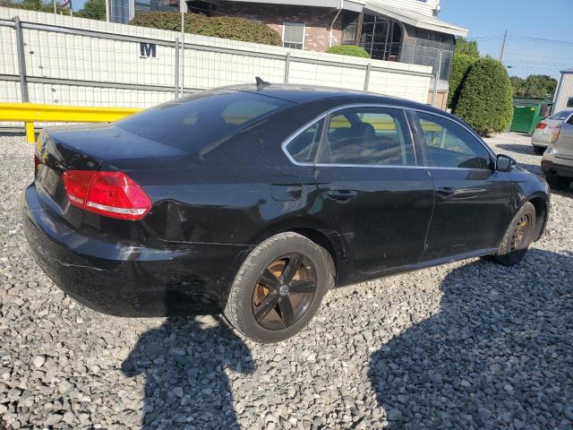 1VWBP7A37DC048246 - 2013 VOLKSWAGEN PASSAT SE BLACK photo 3