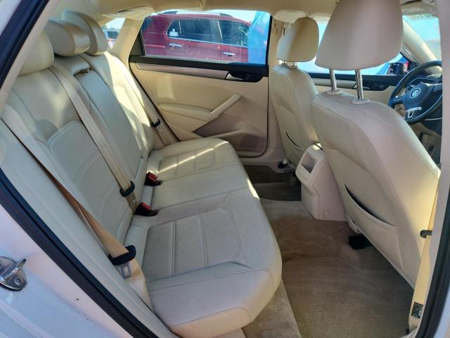 1VWAS7A33FC079541 - 2015 VOLKSWAGEN PASSAT S 白色 照片 10