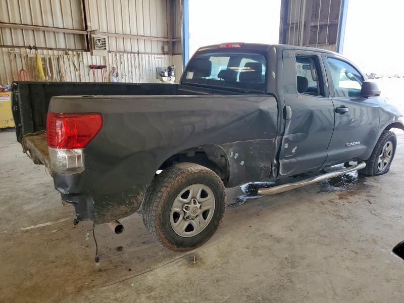 5TFRM5F13BX031214 - 2011 TOYOTA TUNDRA DOUBLE CAB SR5 GRAY photo 3