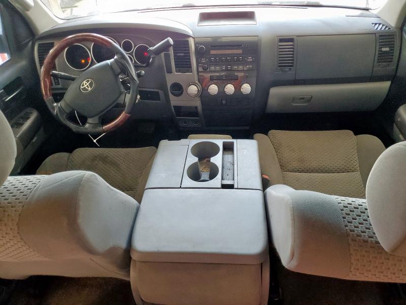 5TFRM5F13BX031214 - 2011 TOYOTA TUNDRA DOUBLE CAB SR5 GRAY photo 8