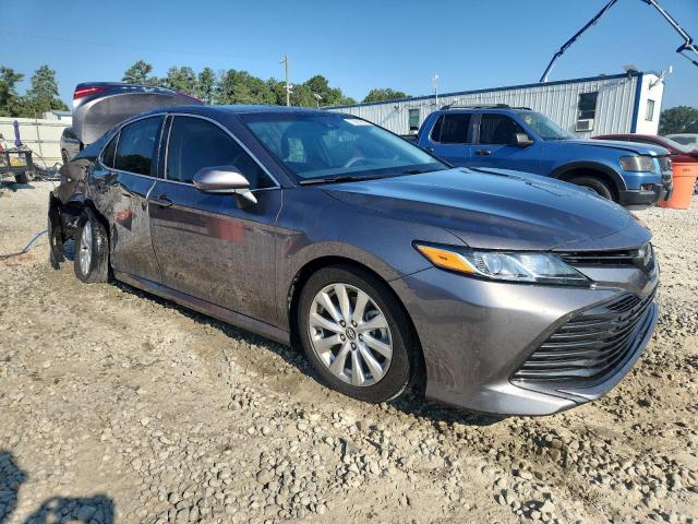 4T1C11AK4LU883478 - 2020 TOYOTA CAMRY LE GRAY photo 4