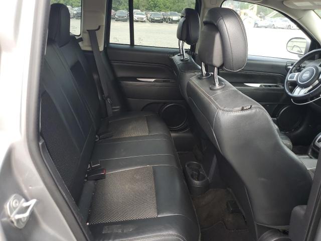 1C4NJCEB5HD160488 - 2017 JEEP COMPASS LATITUDE SILVER photo 11