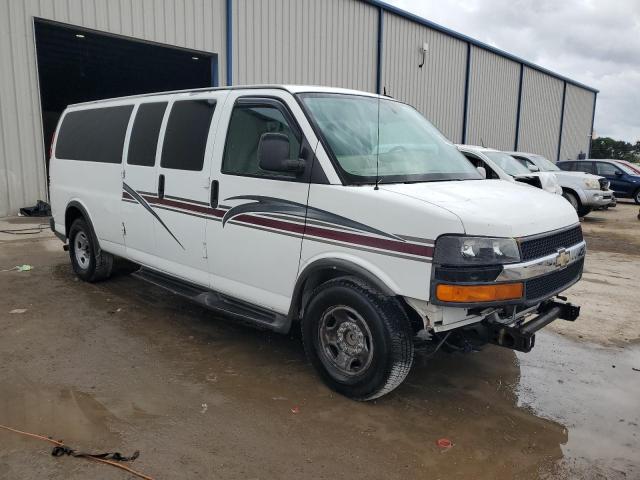1GAZG1FG1D1137373 - 2013 CHEVROLET EXPRESS G3 LT WHITE photo 4
