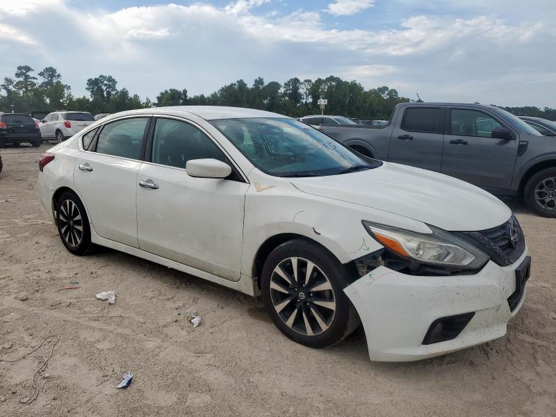 1N4AL3AP0JC243256 - 2018 NISSAN ALTIMA 2.5 თეთრი ფოტო 4