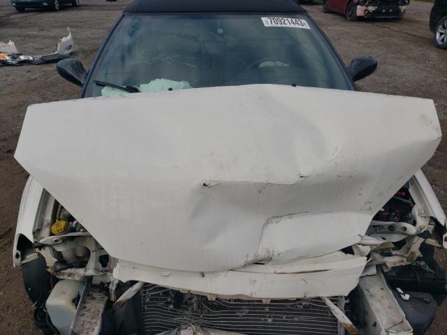 1C3EL55R14N398723 - 2004 CHRYSLER SEBRING LXI WHITE photo 11