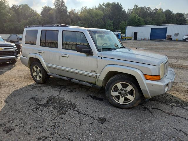 1J8HH48N36C283495 - 2006 JEEP COMMANDER GRAY photo 4