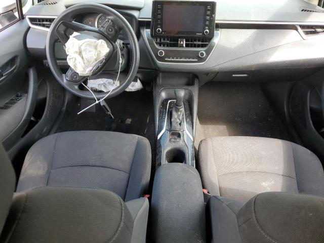 5YFEPMAE5NP275928 - 2022 TOYOTA COROLLA LE 银色 照片 8