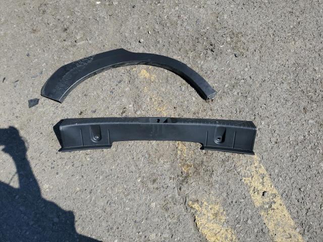 JF2GUHDCXSH257033 - 2025 SUBARU CROSSTREK PREMIUM GRAY photo 13