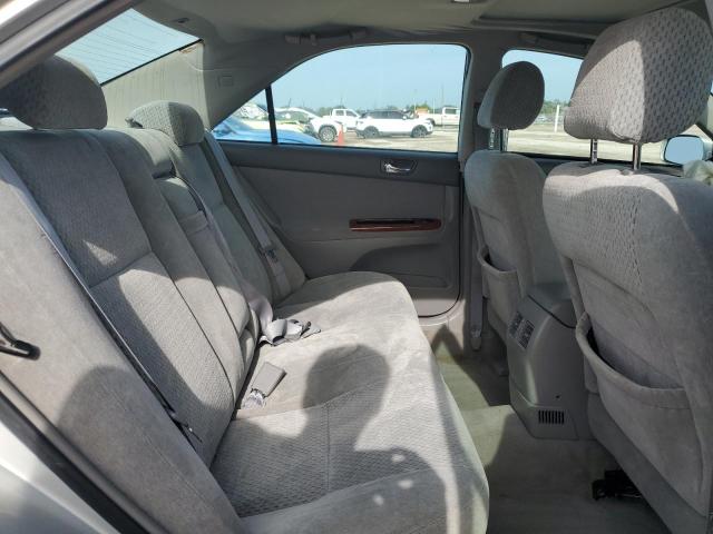 4T1BE30K44U867117 - 2004 TOYOTA CAMRY LE SILVER photo 10
