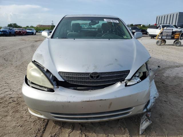 4T1BE30K44U867117 - 2004 TOYOTA CAMRY LE SILVER photo 5