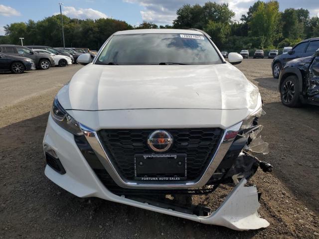1N4BL4BW1KC248421 - 2019 NISSAN ALTIMA S WHITE photo 5