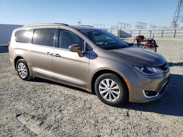 2C4RC1BG7HR535133 - 2017 CHRYSLER PACIFICA TOURING L GOLD photo 4