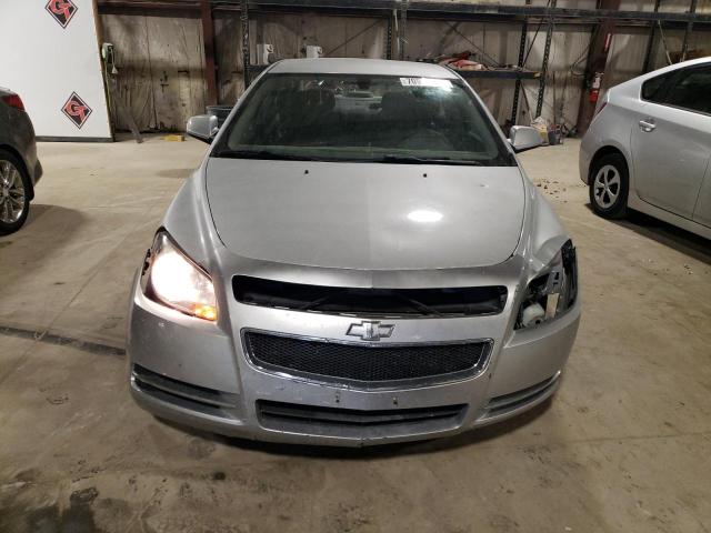 1G1ZC5E06AF177275 - 2010 CHEVROLET MALIBU 1LT SILVER photo 5