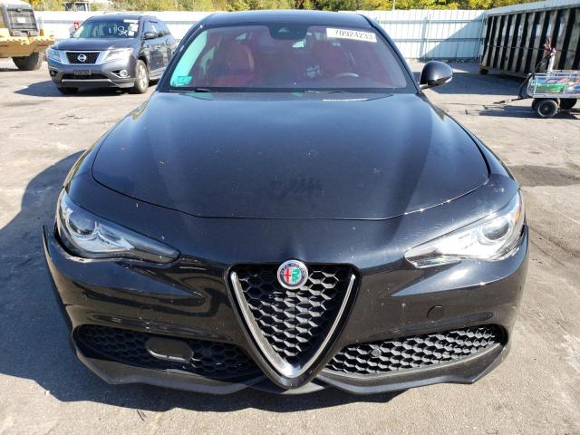 ZARFAEEN3J7596969 - 2018 ALFA ROMEO GIULIA TI Q4 BLACK photo 5