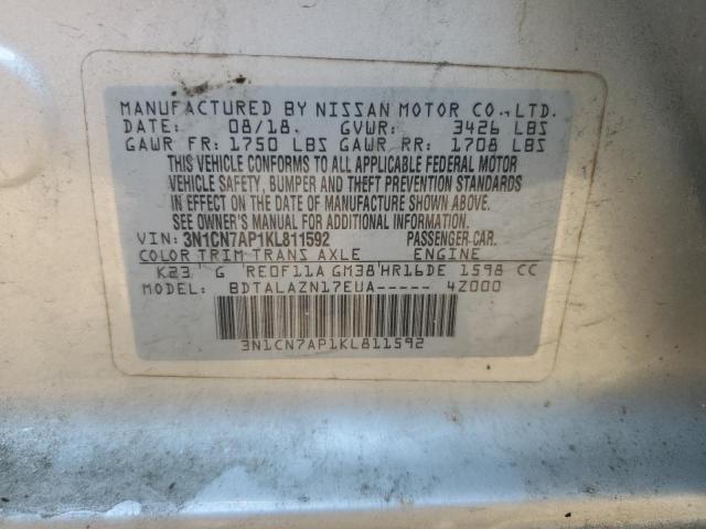 3N1CN7AP1KL811592 - 2019 NISSAN VERSA S Gümüş foto 12