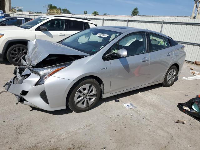 2017 TOYOTA PRIUS, 