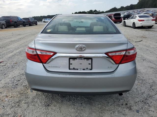 4T1BF1FK2GU175483 - 2016 TOYOTA CAMRY LE SILVER photo 6