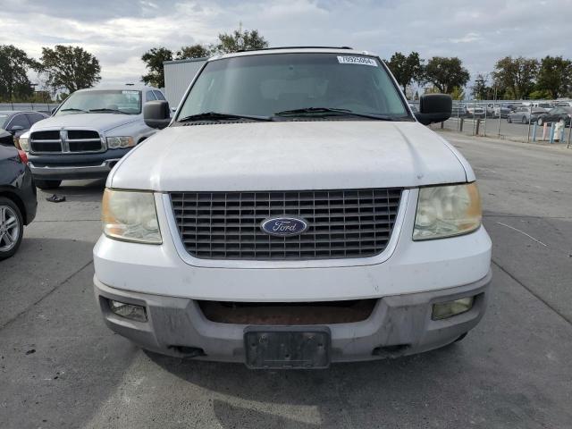 1FMPU16L53LA88245 - 2003 FORD EXPEDITION XLT WHITE photo 5