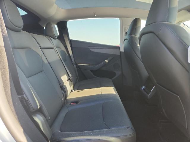 7SAYGDEE8TF327443 - 2026 TESLA MODEL Y WHITE photo 10