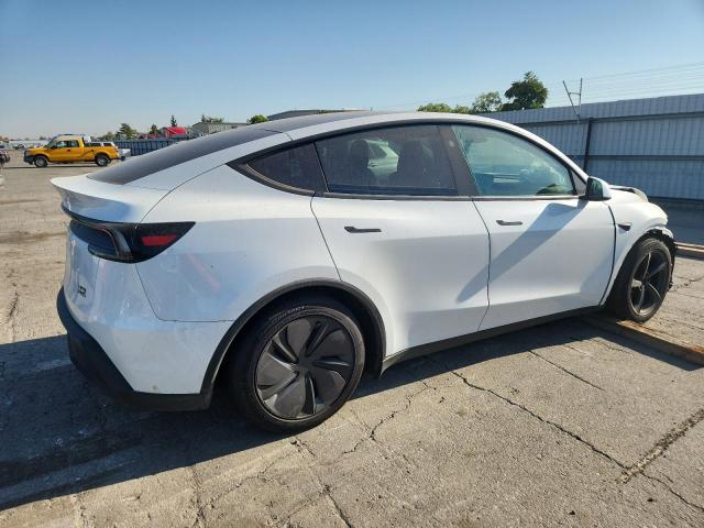 7SAYGDEE8TF327443 - 2026 TESLA MODEL Y WHITE photo 3