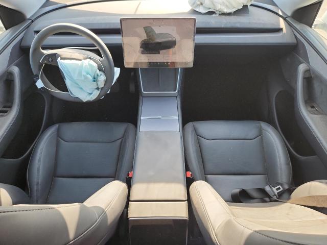 7SAYGDEE8TF327443 - 2026 TESLA MODEL Y WHITE photo 8