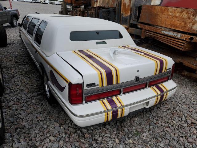 1LNLM81W5TY655601 - 1996 LINCOLN TOWN CAR EXECUTIVE WHITE photo 2