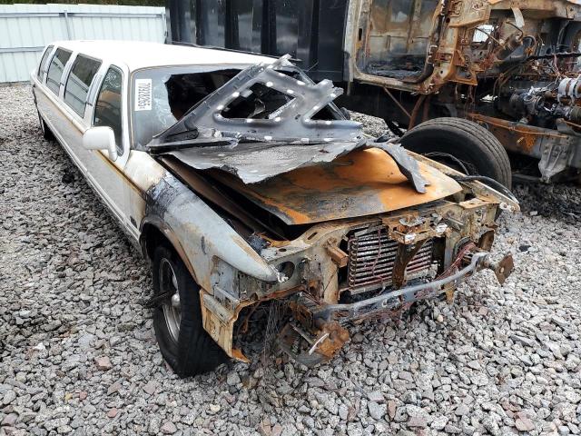 1LNLM81W5TY655601 - 1996 LINCOLN TOWN CAR EXECUTIVE WHITE photo 4