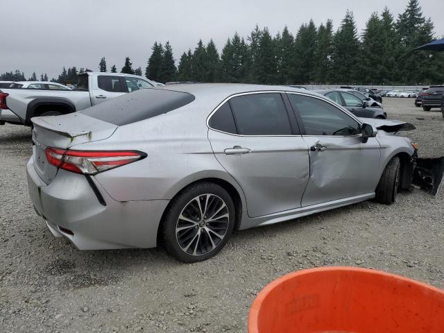 4T1B11HK3JU516179 - 2018 TOYOTA CAMRY L SILVER photo 3