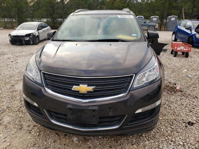 1GNKRFED9HJ230856 - 2017 CHEVROLET TRAVERSE LS CHARCOAL photo 5