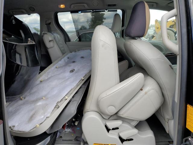 5TDYK3DC5CS266618 - 2012 TOYOTA SIENNA XLE 黑色 照片 11