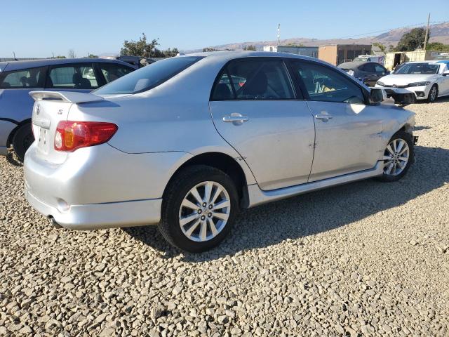 1NXBU4EE6AZ332071 - 2010 TOYOTA COROLLA BASE SILVER photo 3
