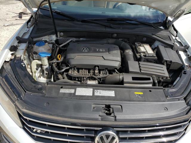 1VWDT7A3XHC019124 - 2017 VOLKSWAGEN PASSAT R-LINE Beyaz fotoğraf 11