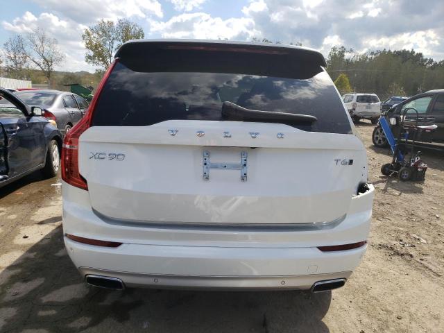 YV4A22PK4M1762732 - 2021 VOLVO XC90 T6 MOMENTUM WHITE photo 6