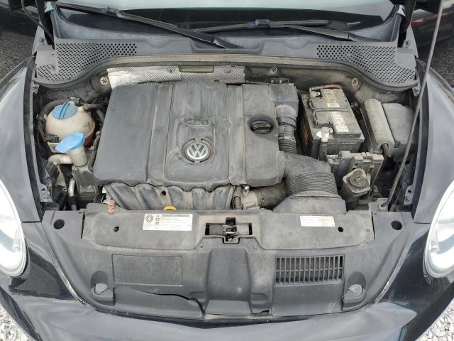3VWFP7AT5DM688956 - 2013 VOLKSWAGEN BEETLE BLACK photo 11