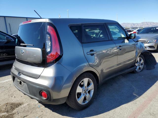 KNDJN2A28J7566160 - 2018 KIA SOUL GRAY photo 3