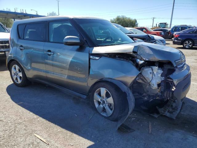 KNDJN2A28J7566160 - 2018 KIA SOUL GRAY photo 4