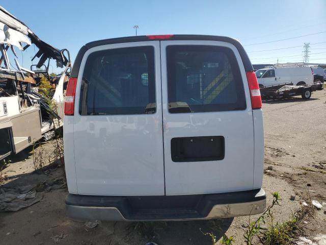 1GCWGAFPXP1252133 - 2023 CHEVROLET EXPRESS G2 WHITE photo 6
