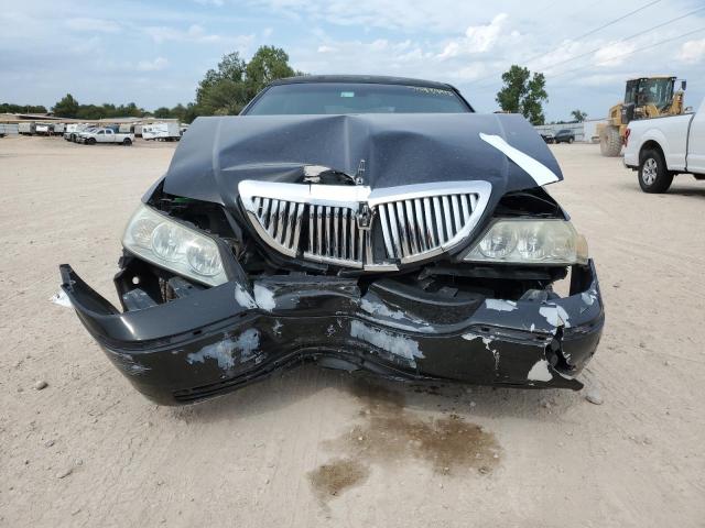 1LNHM81W84Y630893 - 2004 LINCOLN TOWN CAR EXECUTIVE BLACK photo 5