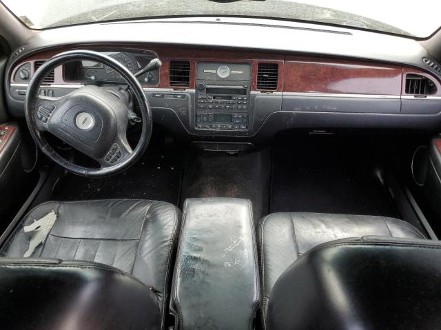 1LNHM81W84Y630893 - 2004 LINCOLN TOWN CAR EXECUTIVE BLACK photo 8