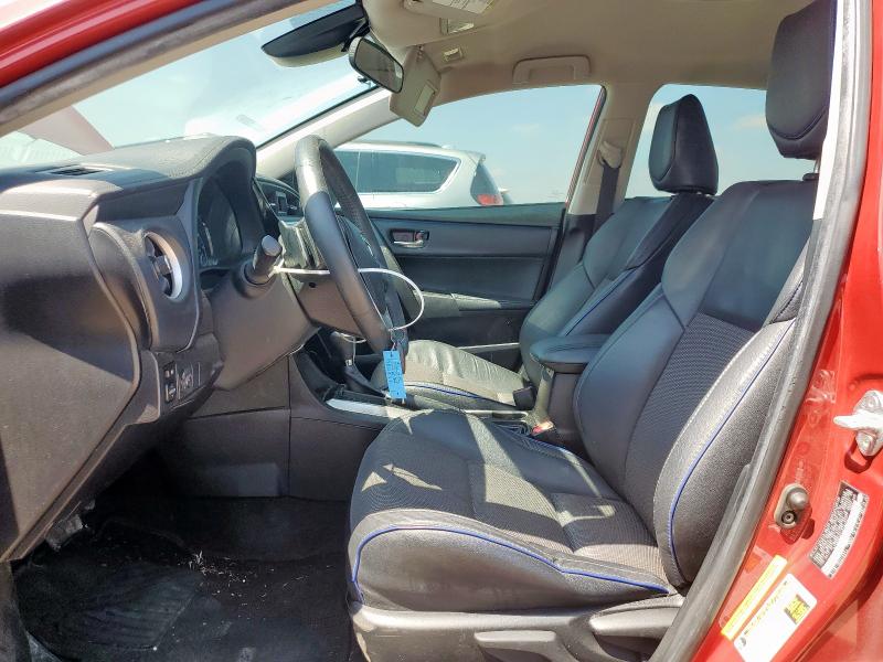 5YFBURHE5JP793742 - 2018 TOYOTA COROLLA L RED photo 7