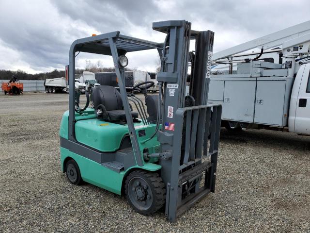 0000000AF82C00386 - 2017 MITSUBISHI FORKLIFT GREEN photo 1