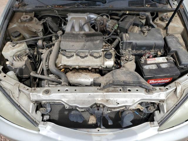 4T1BF30K42U031141 - 2002 TOYOTA CAMRY LE SILVER photo 11