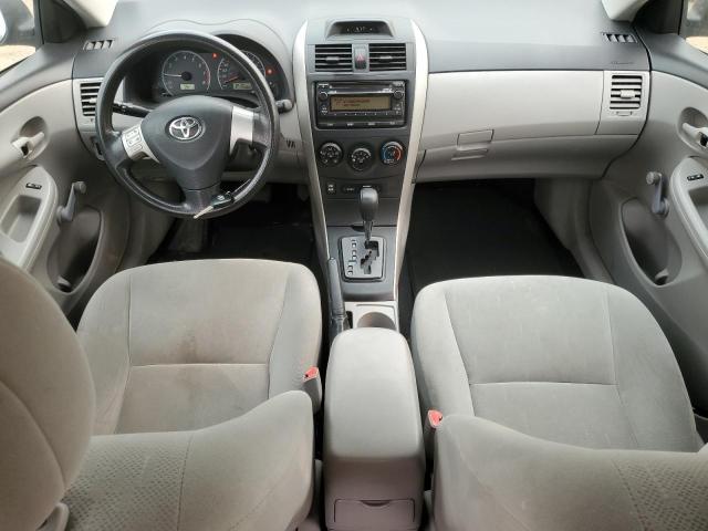 2T1BU4EE6DC083082 - 2013 TOYOTA COROLLA BASE Srebrny zdjęcie 8