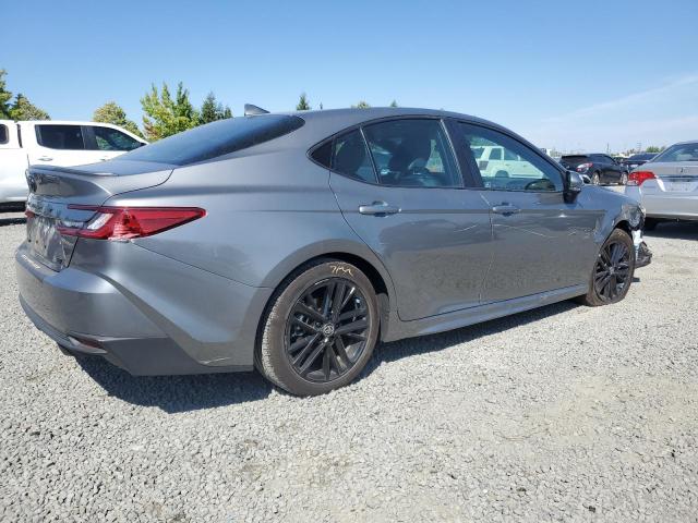 4T1DAACK9SU534882 - 2025 TOYOTA CAMRY XSE ნაცრისფერი ფოტო 3