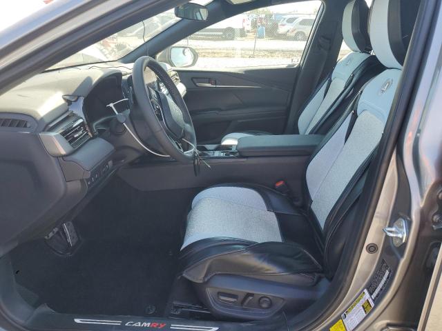 4T1DAACK9SU534882 - 2025 TOYOTA CAMRY XSE ნაცრისფერი ფოტო 7