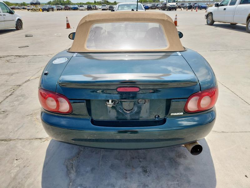 JM1NB353740409400 - 2004 MAZDA MX-5 MIATA BASE GREEN photo 6