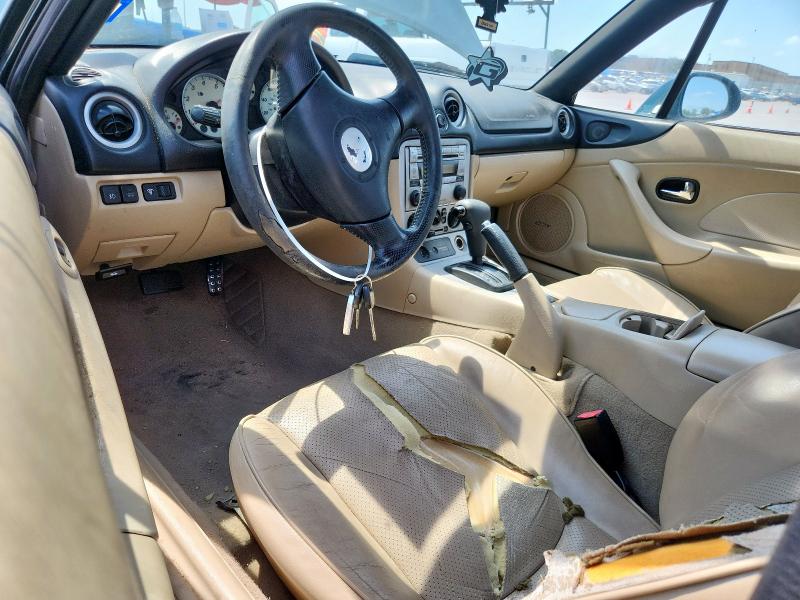 JM1NB353740409400 - 2004 MAZDA MX-5 MIATA BASE GREEN photo 8