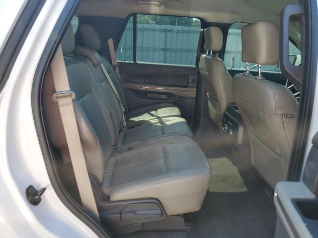 1FMJU1HT9JEA68262 - 2018 FORD EXPEDITION XLT თეთრი ფოტო 11