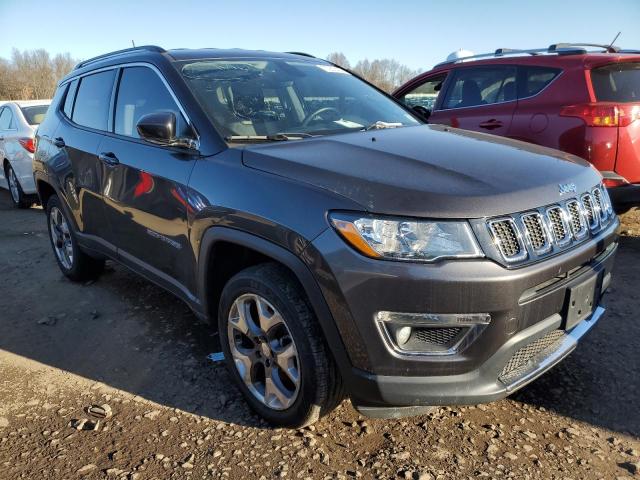 3C4NJDCB1JT283990 - 2018 JEEP COMPASS LIMITED GRAY photo 4